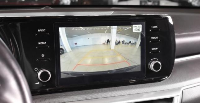 фото 669098-09 - Под такси