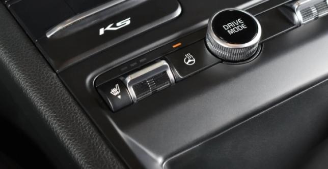 фото 669098-12 - Под такси