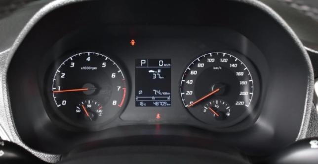 фото 669546-12 - Под такси