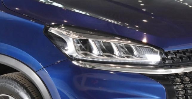 фото 670308-12 - Под такси