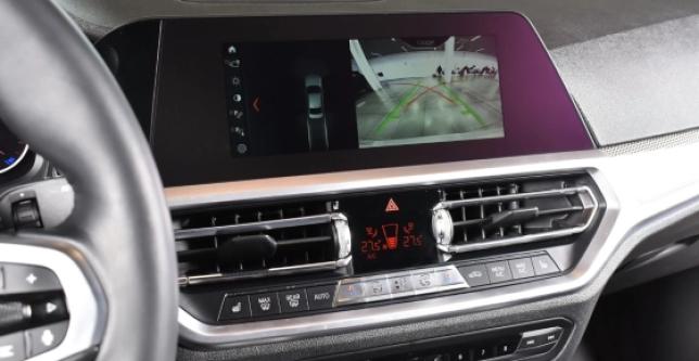 фото 670899-09 - Под такси