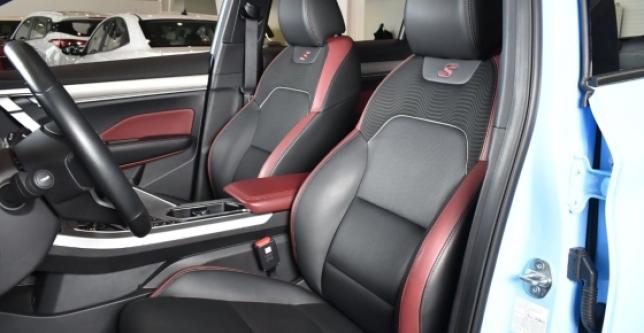 фото 670995-08 - Под такси