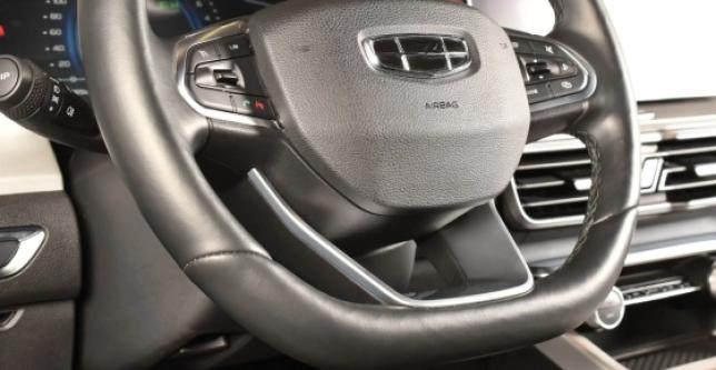 фото 670995-13 - Под такси