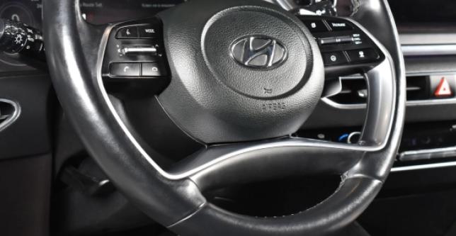 фото 677356-14 - Под такси