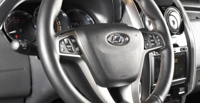 фото 682845-12 - Под такси