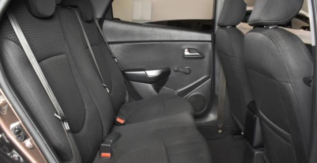 фото 683408-06 - Под такси