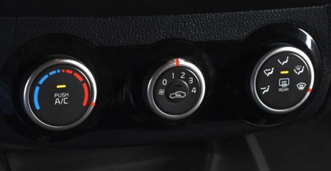 фото 683408-09 - Под такси