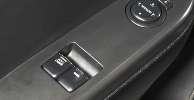 фото 683408-12 - Под такси