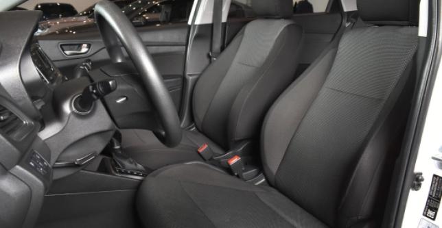 фото 685602-08 - Под такси