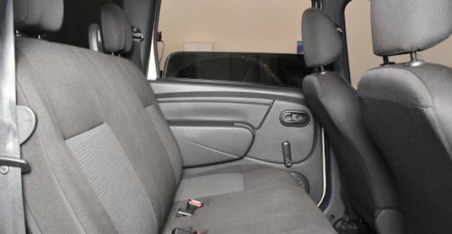 фото 686632-06 - Под такси