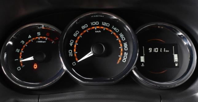 фото 686632-11 - Под такси