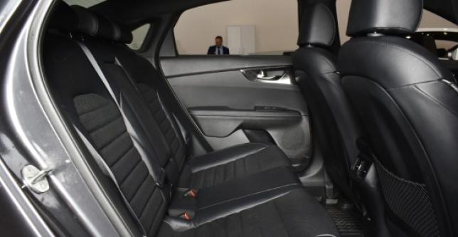 фото 699126-11 - Под такси