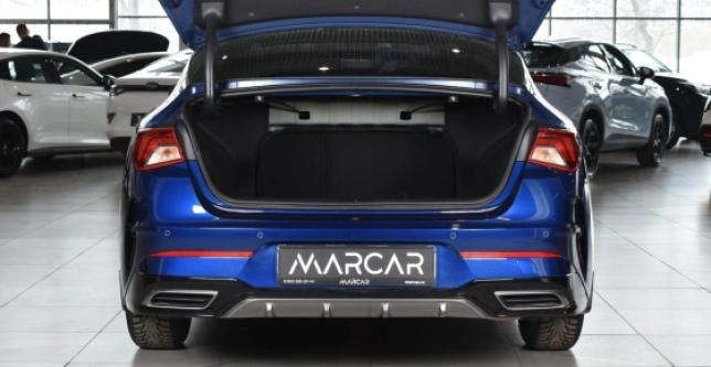 фото 700985-09 - Под такси