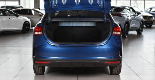 фото 702735-09 - Под такси