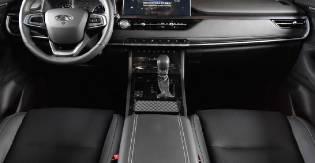 фото 702745-13 - Под такси