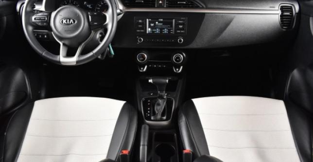 фото 703155-13 - Под такси