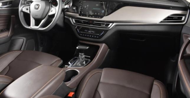 фото 704214-12 - Под такси