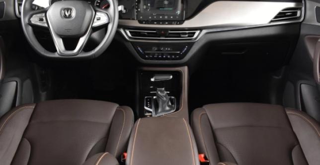 фото 704214-13 - Под такси