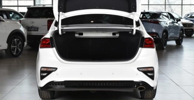 фото 704407-09 - Под такси