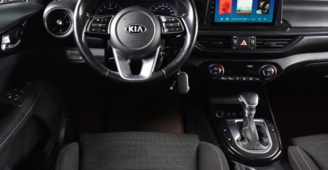 фото 704407-10 - Под такси