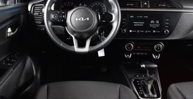 фото 706324-10 - Под такси