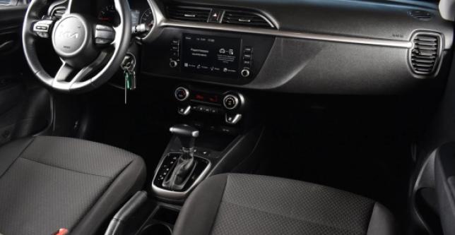 фото 706324-12 - Под такси