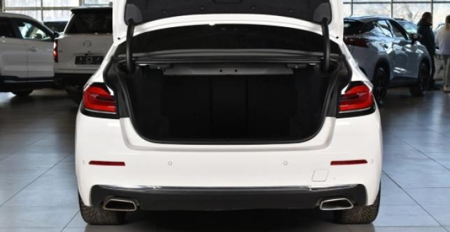 фото 706693-10 - 5 серии