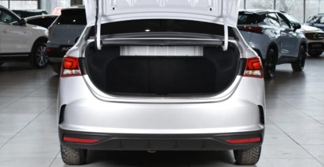 фото 707910-09 - Под такси