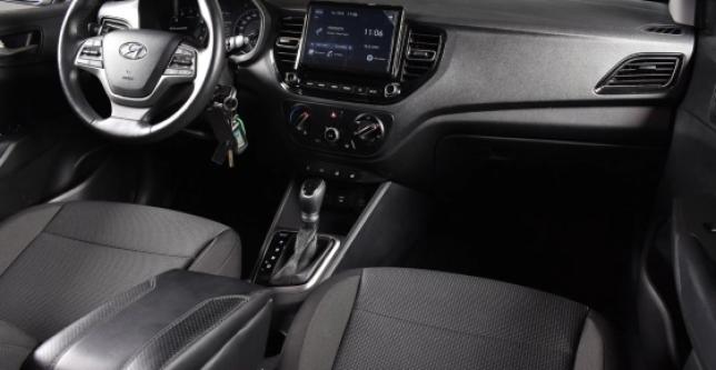 фото 707910-12 - Под такси