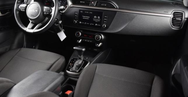 фото 709002-12 - Под такси