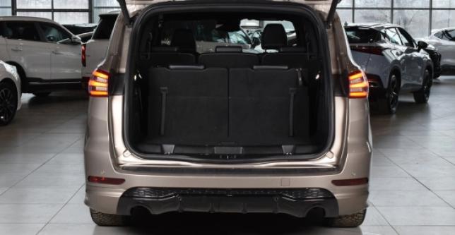 фото 709004-09 - Под такси