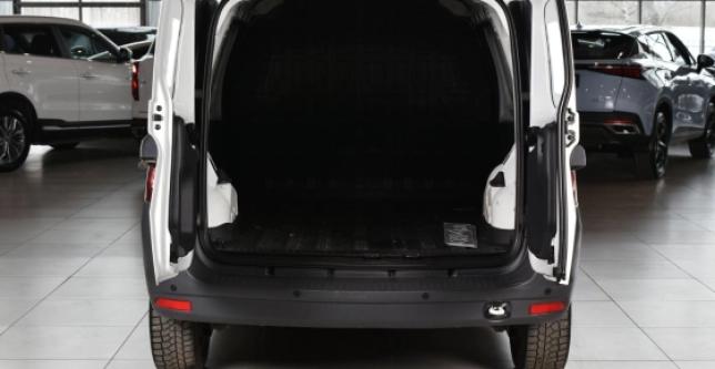 фото 714573-09 - Под такси