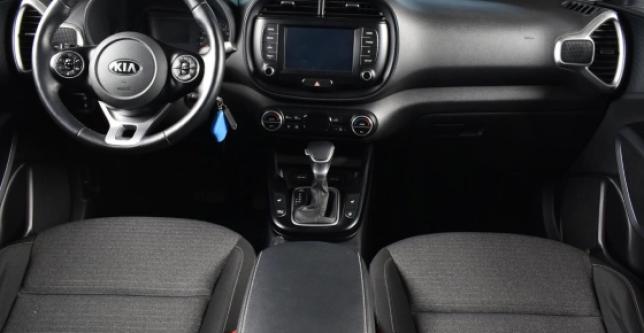 фото 714659-13 - Под такси