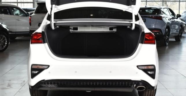 фото 716818-09 - Под такси