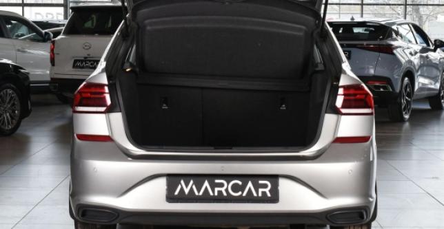 фото 718905-09 - Под такси