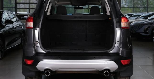 фото 739065-07 - Под такси