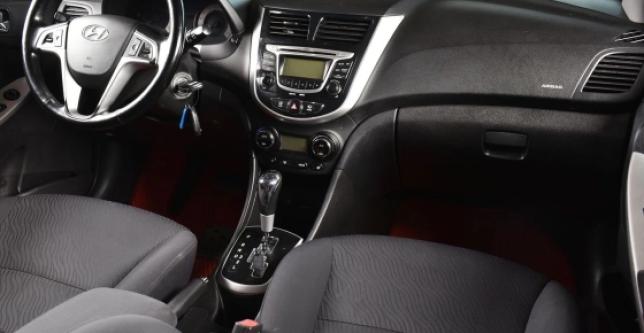 фото 739973-11 - Под такси