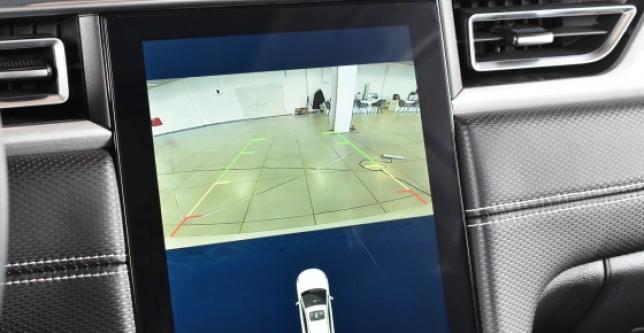 фото 8887cd3d26af - J7