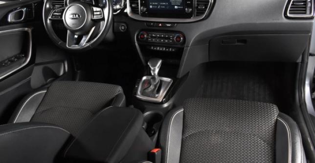 фото 93ed2b3fc8ff - Под такси