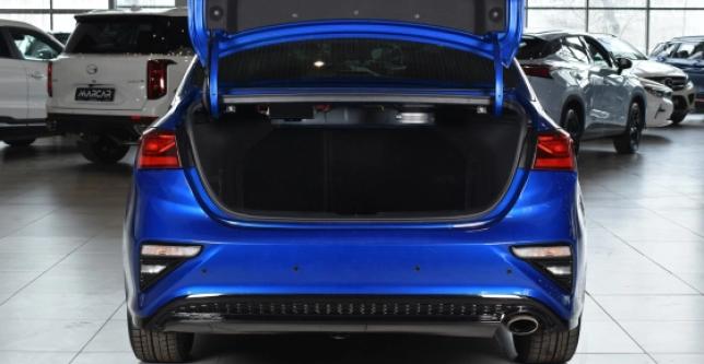 фото 9923e705d0c3 - Под такси