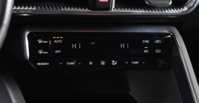 фото 9fe8d0c3bb48 - Под такси