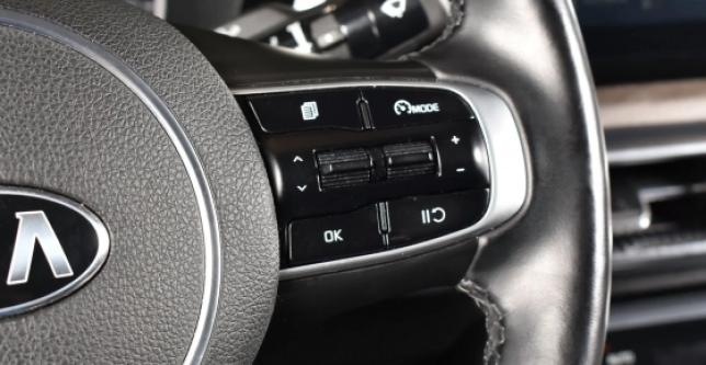 фото a33af4152336 - Под такси