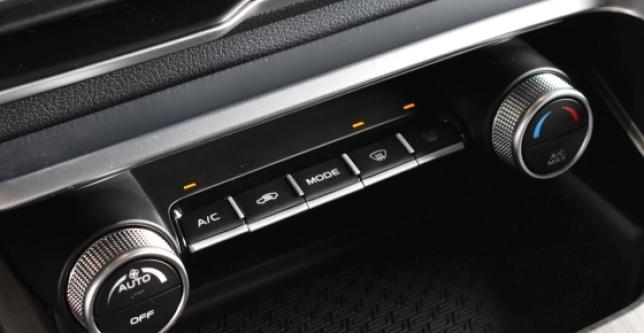 фото a7e57450addb - Под такси