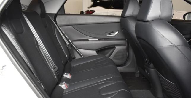 фото b85da3c89983 - Под такси