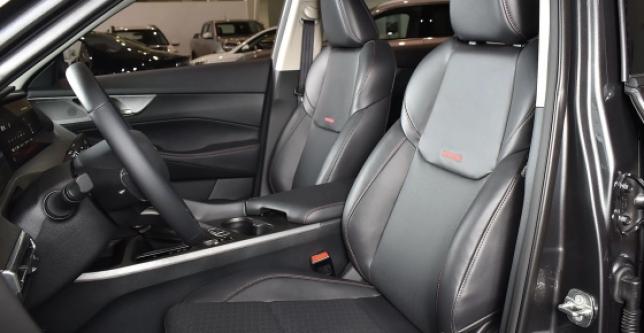 фото bcf8018ac847 - Под такси