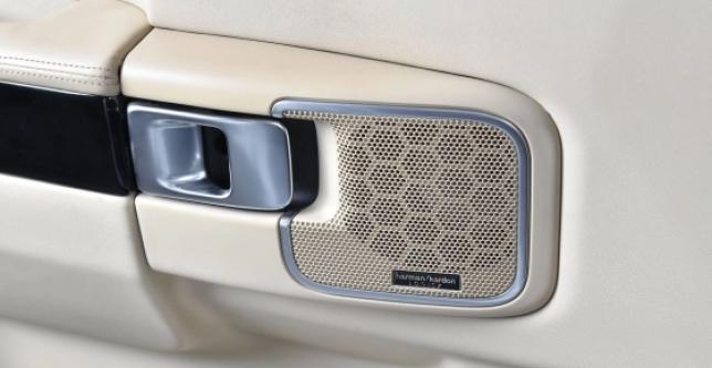 фото c4114cdb6d10 - Land Rover