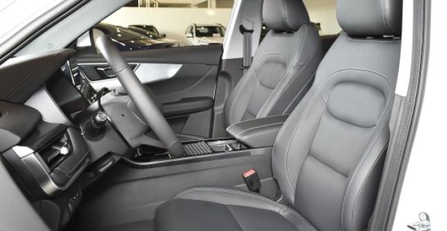 фото d9567754496c - Под такси