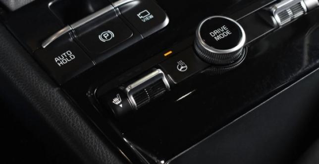 фото e2fc1780ef15 - Под такси