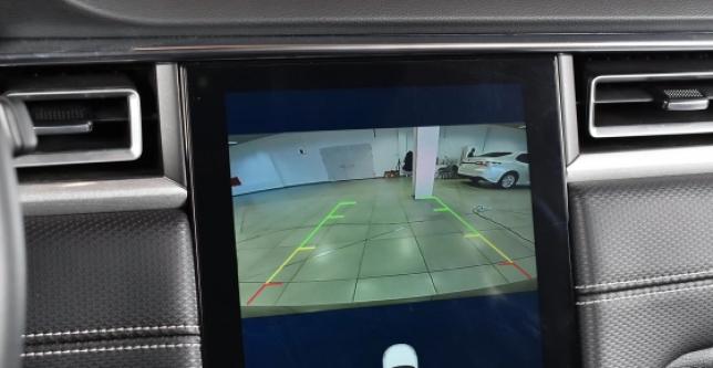 фото e3354f593656 - J7