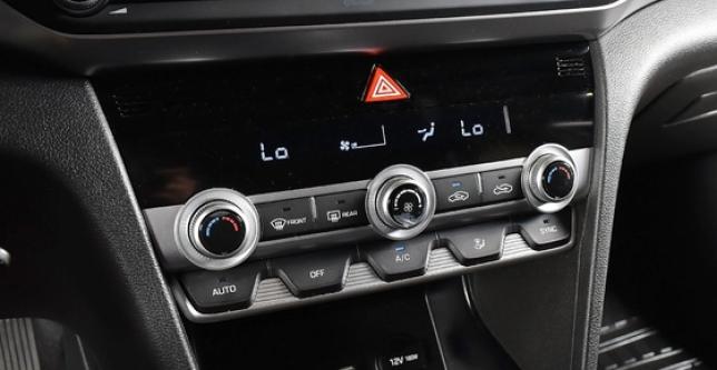 фото e4335ff6cae0 - Под такси